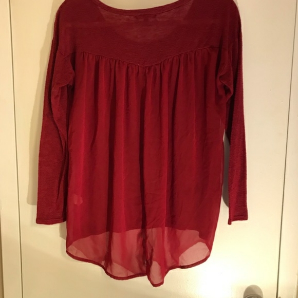 Soprano Hi-Low Blouse With Jewel Detail - Picture 3 of 6